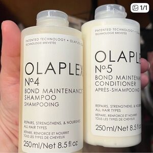 OLAPLEX No.4 and No.5 Bond Maintenance Duo